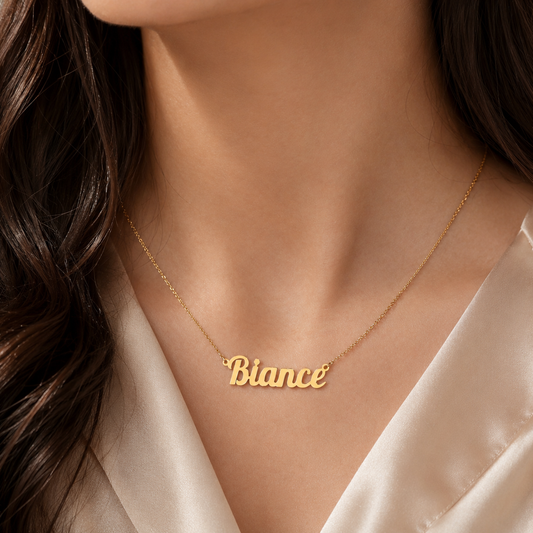 How to Choose the Perfect Name Necklace: A Timeless Personalized Jewelry Guide